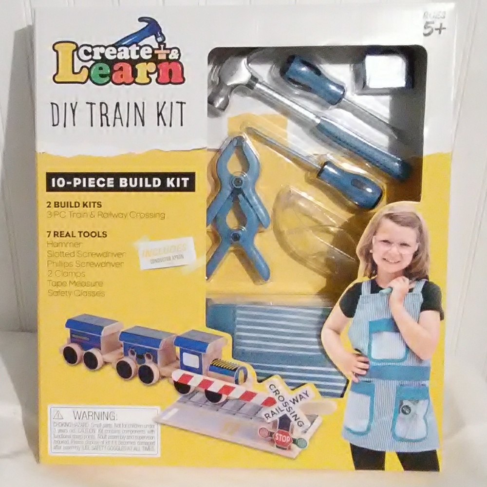 FINAL DROP! NWOT Create & Learn DIY Train Kit